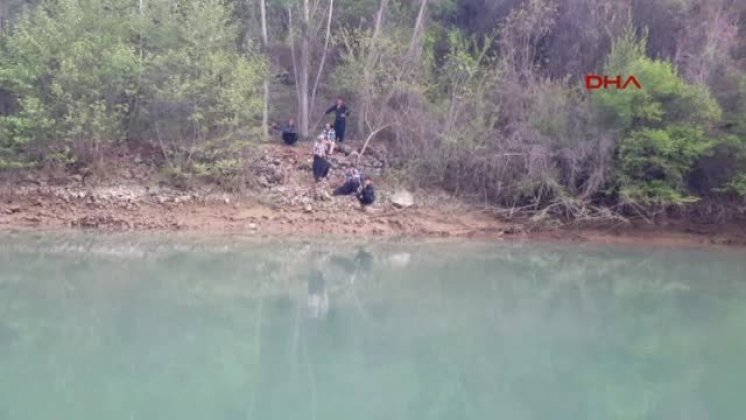 Adana Göksu Nehri'ne Düşen 2 Kız Kardeş Kayboldu