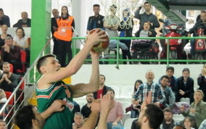 Akın Çorap Yeşilgiresun Belediyespor-Banvit: 94-86