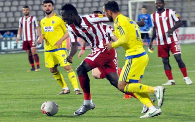 PTT 1'inci Lig'de  Vartaş Elazığspor-Gaziantep Büyükşehir Belediyespor: 1-1