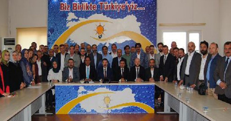 Ak Parti İl Başkanı ve yönetimi istifa etti