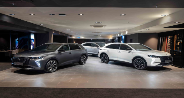 DS AUTOMOBILES İKİ YENİ DS STORE